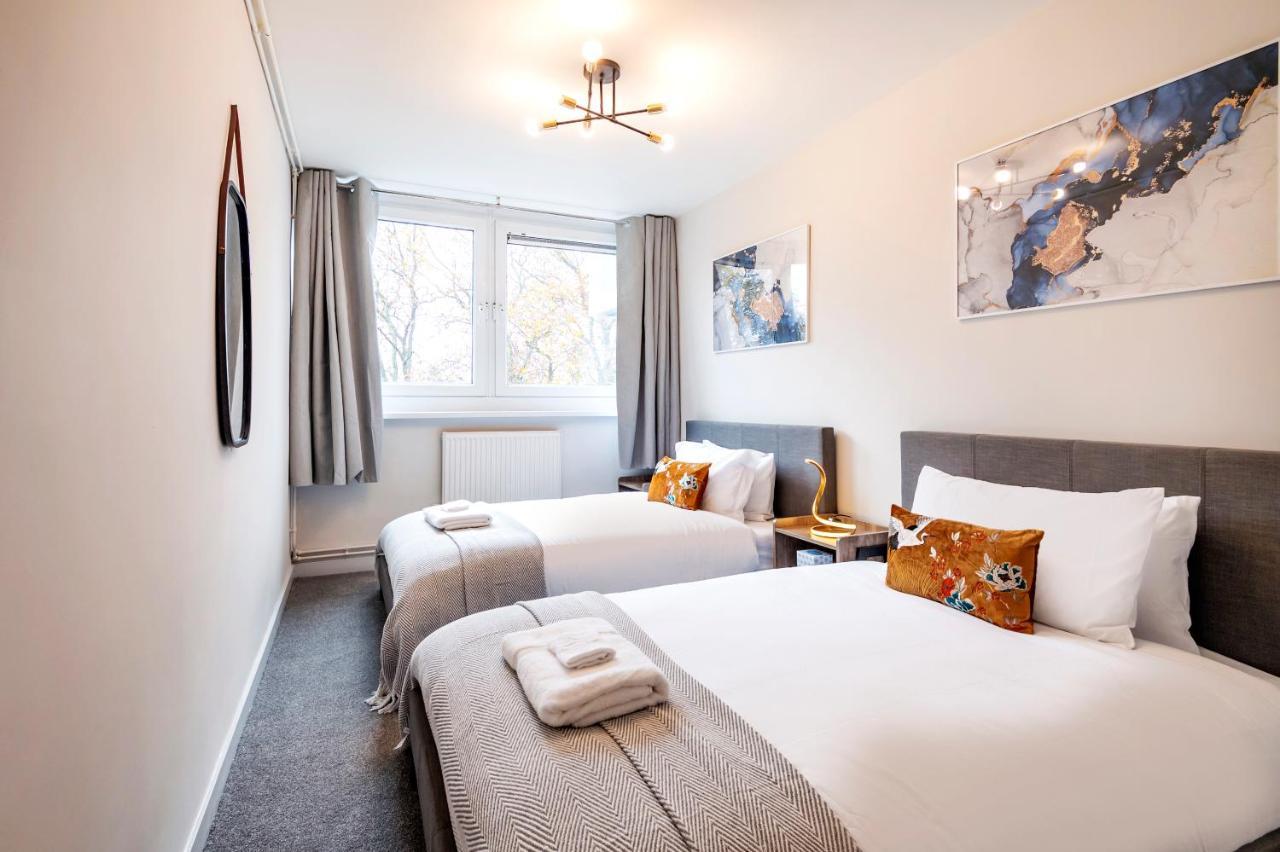 Lovely 4 Bedroom Flat In Wandsworth- Londres Exterior foto